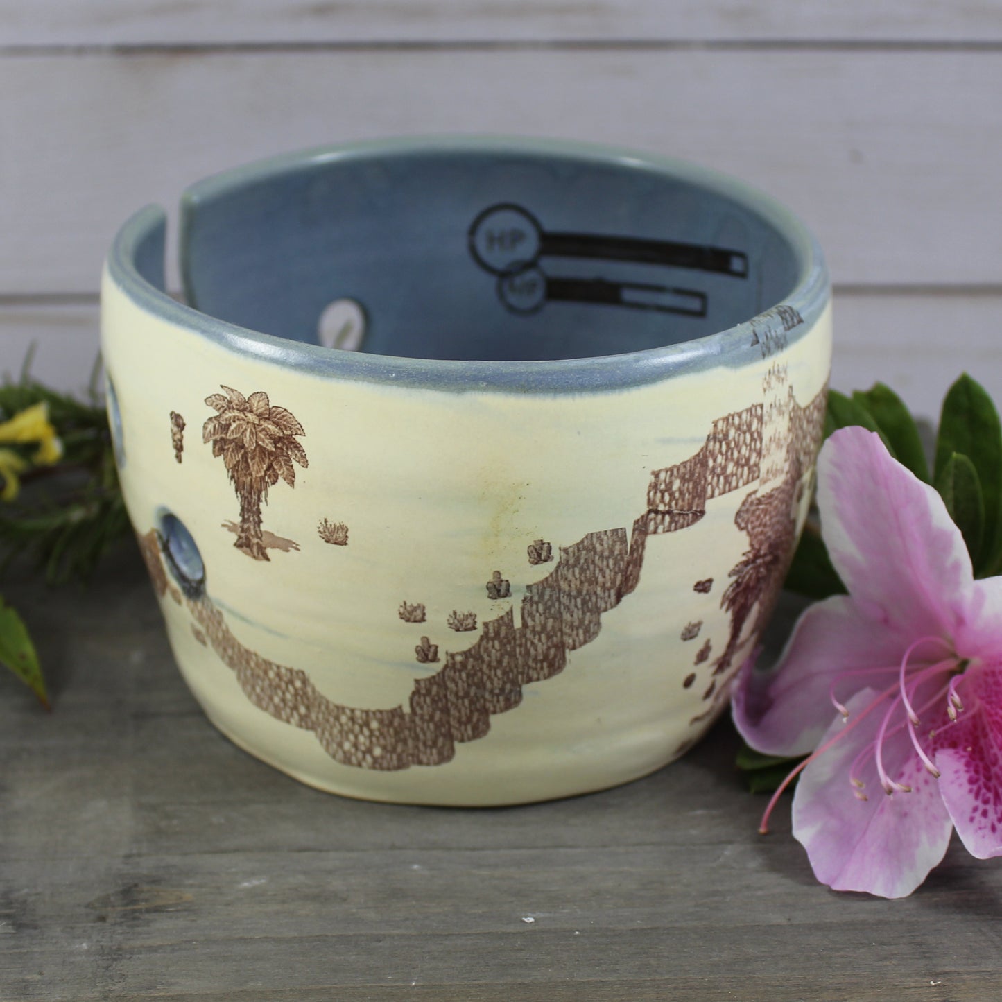Gamer Ceramic Yarn Bowl