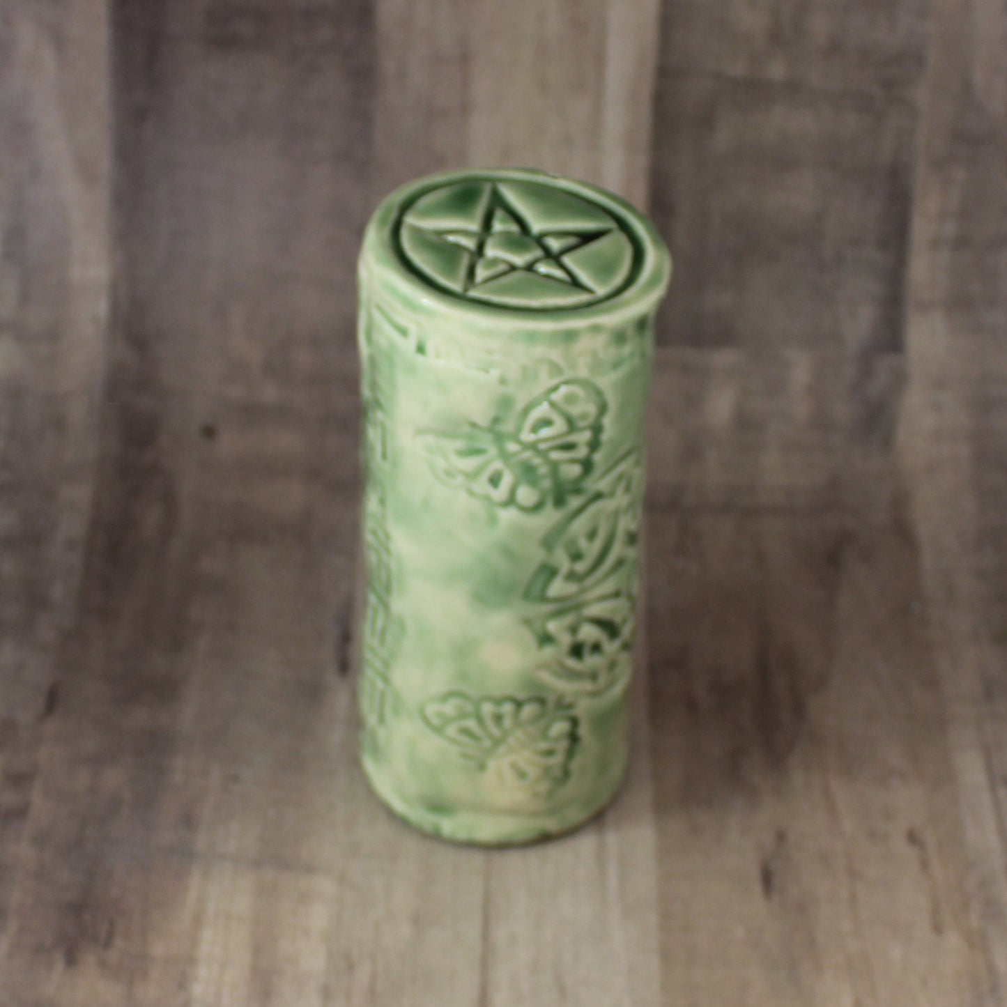 Ceramic rattle - light green